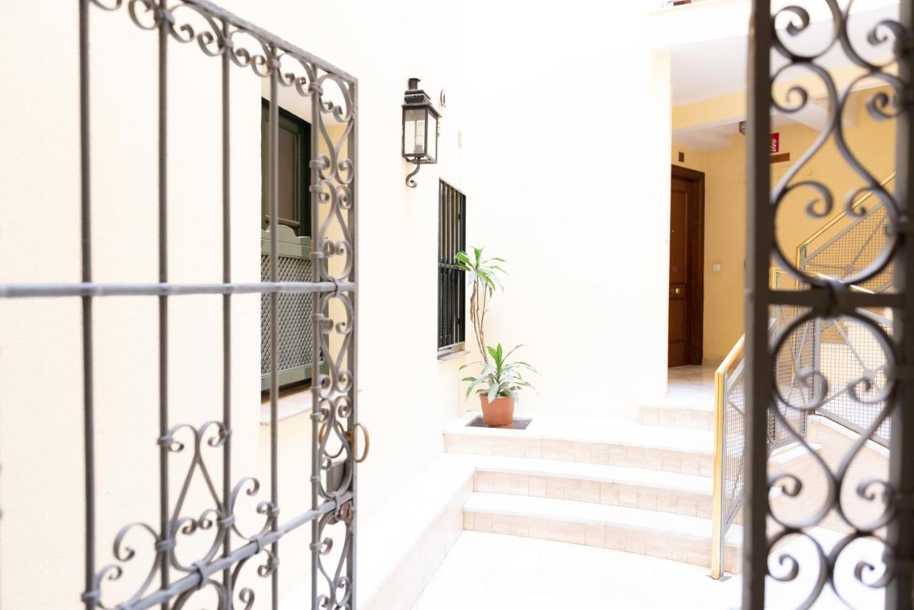 Tourist House Casa Pilatos Appartement Sevilla Buitenkant foto